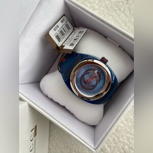 Gucci Sync Watch in Quartz Blue - Authentic, NWT, Orig Box, & Product Booklet
